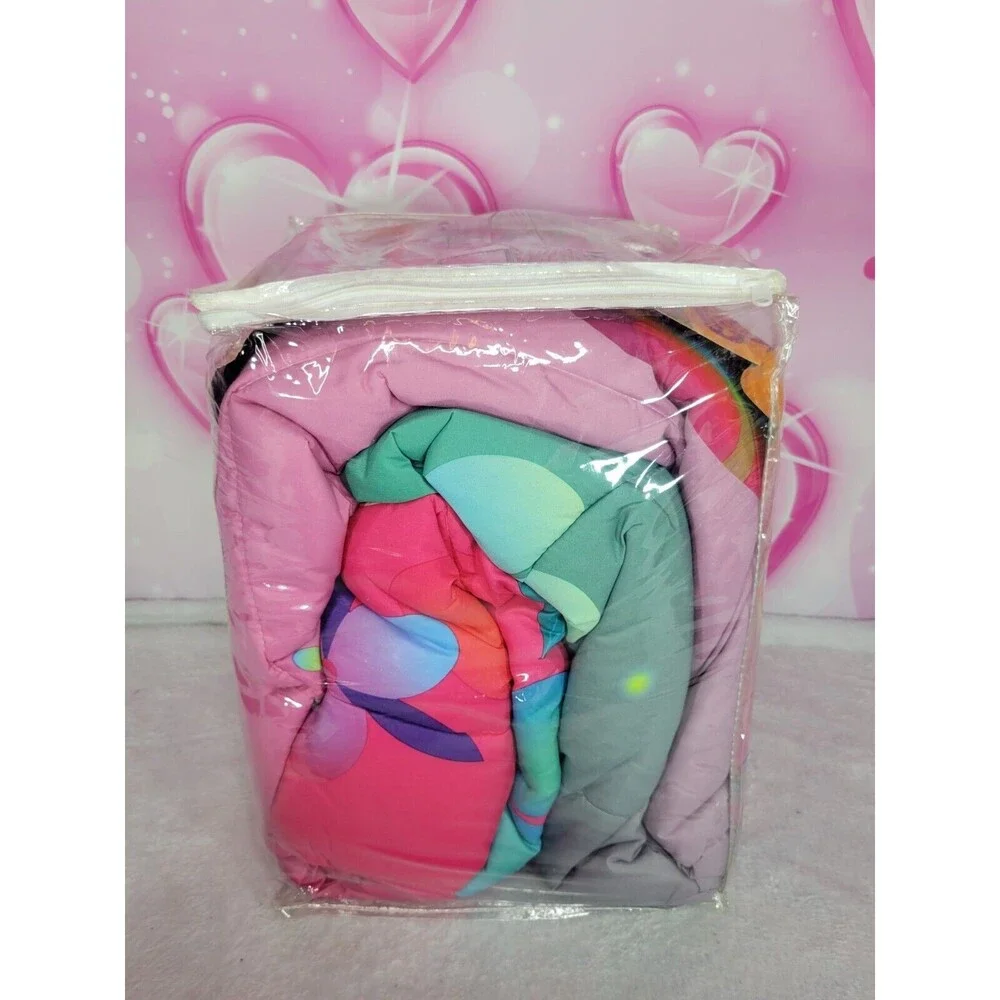 Franco Manufacturing Co DreamWorks Trolls Reversible Microfiber Twin Comforter